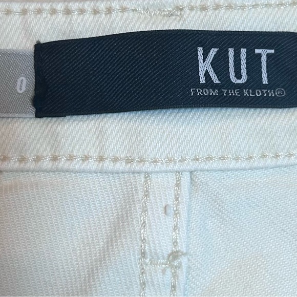 Kut From The Kloth Jane High Rise Short Size 0 Off White/Cream Ivory Distressed - Picture 8 of 11